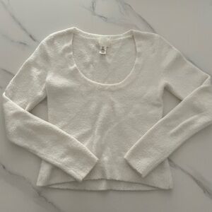 Women’s White Knit Scoop Neck Sweater